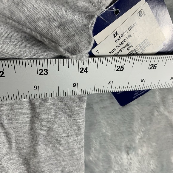 Champion Women's T Shirt 2X Classic Tee Top Short Sleeve Gray Crew‎ Neck NWT - Picture 7 of 9